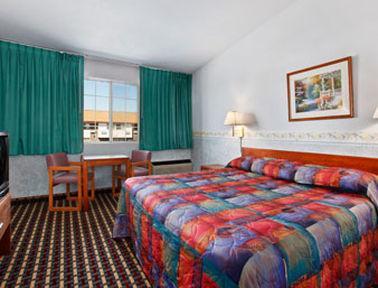 Traveler Inn Sterling Habitación foto